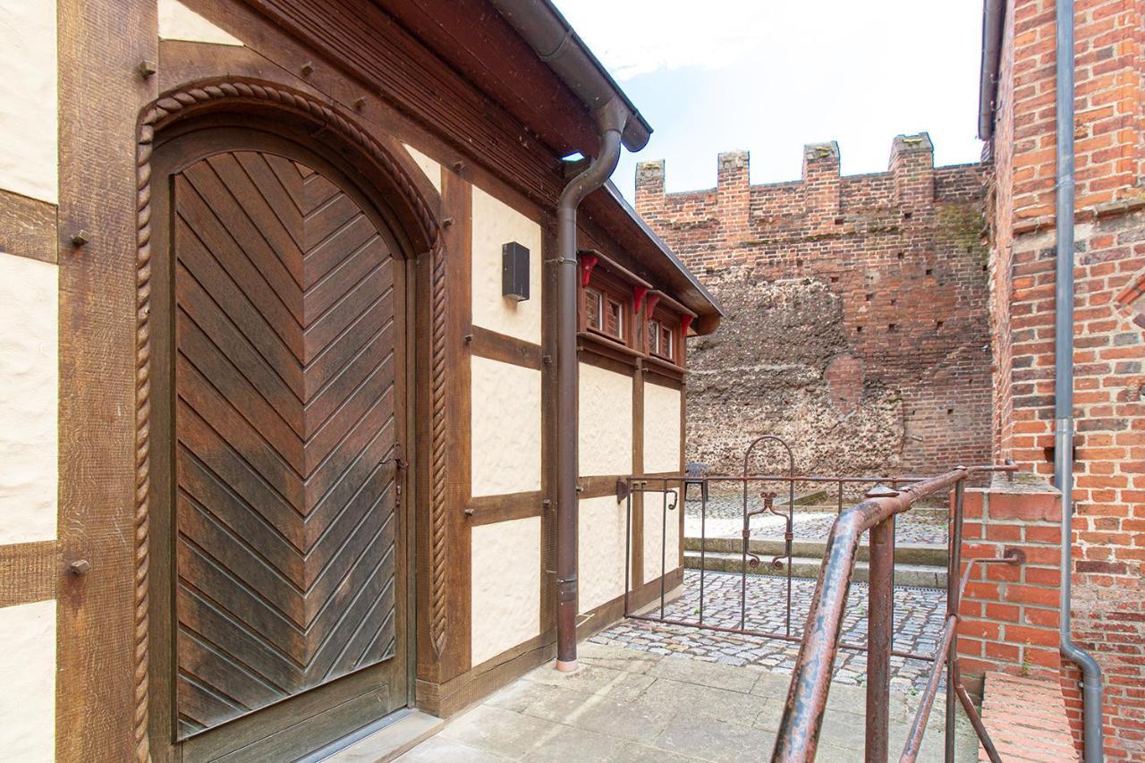 Ferienhaus Zur Rossfurt Tangermuende Exterior photo