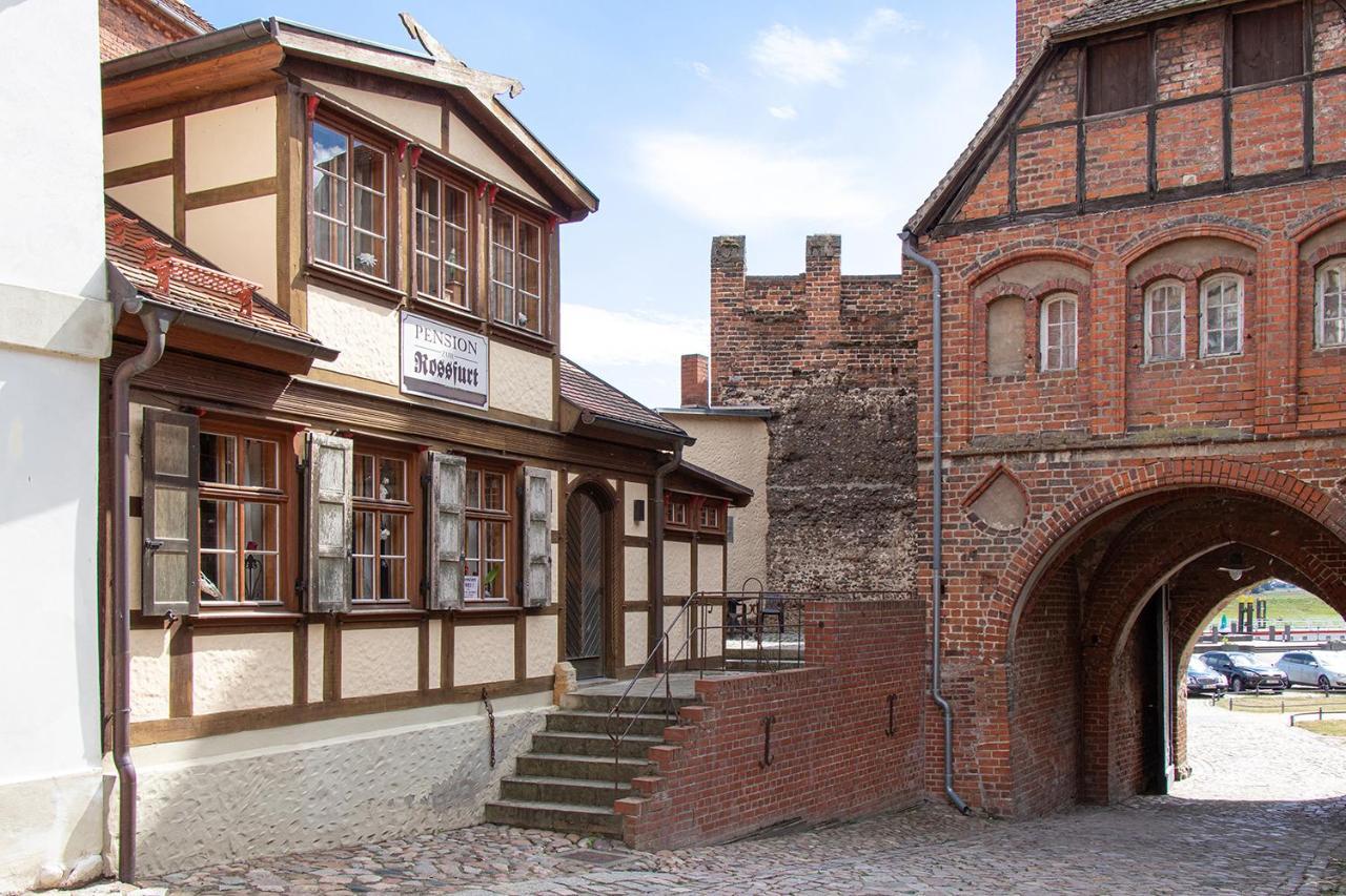 Ferienhaus Zur Rossfurt Tangermuende Exterior photo